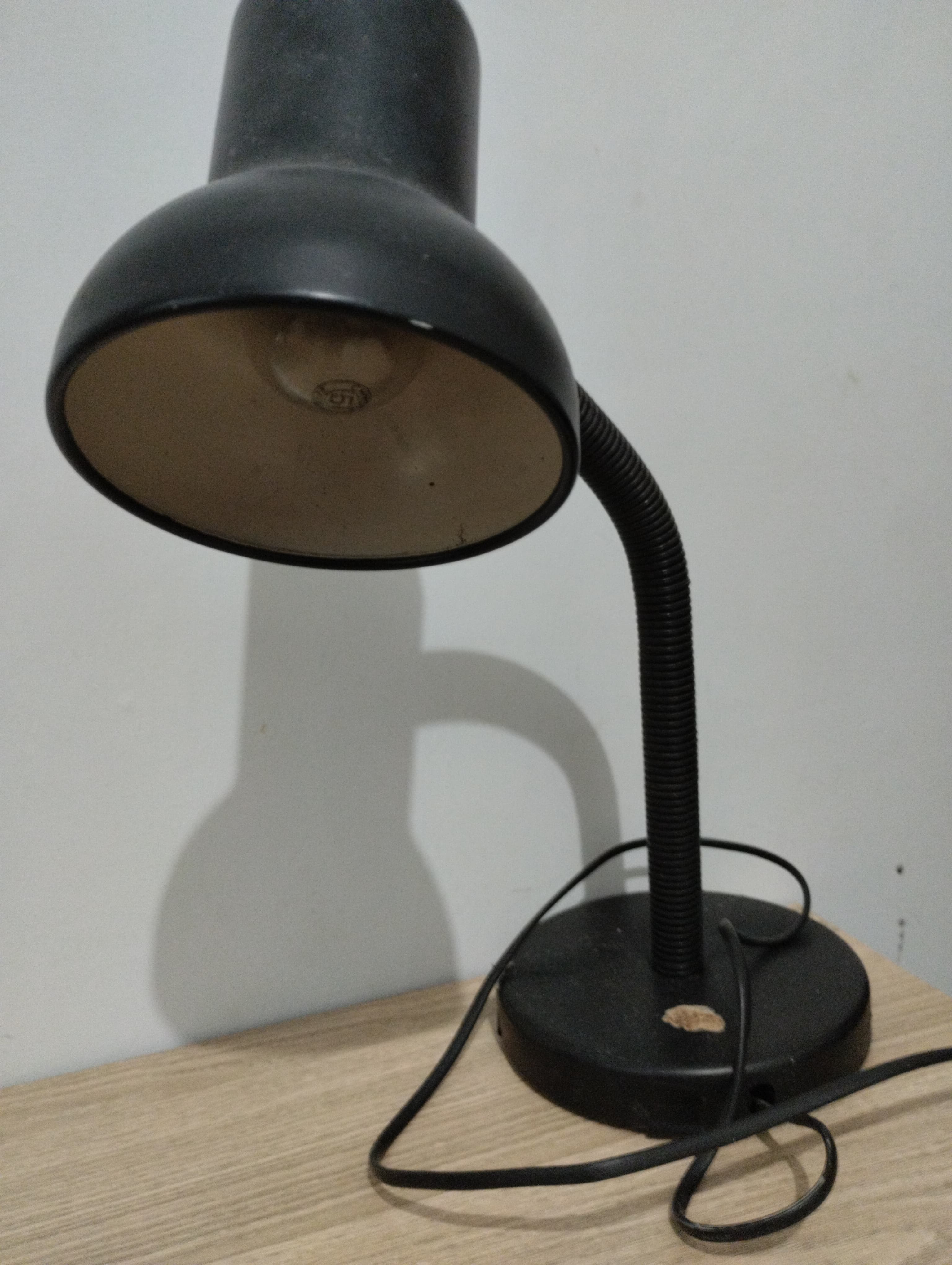 Desk lamp, warm light